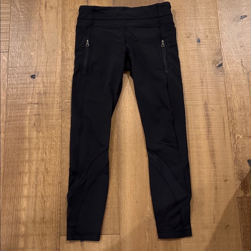 Lululemon Black Running Leggings with Side Zip Pockets Size 6
